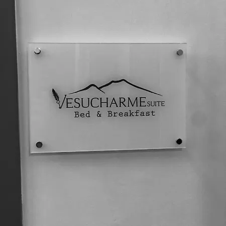 Vesucharme Luxury * Napoli