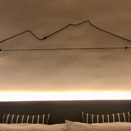 Vesucharme Luxury 住宿加早餐酒店 那不勒斯