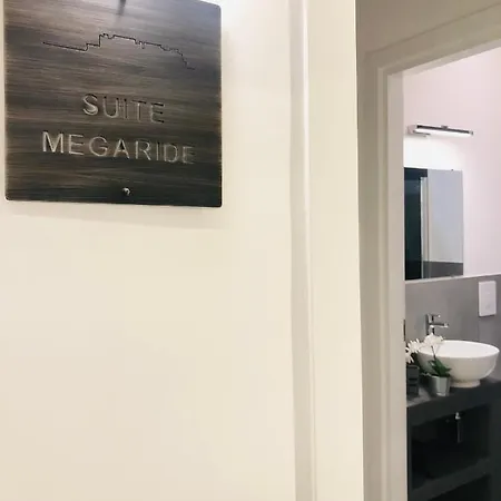 Vesucharme Luxury Alojamento de Acomodação e Pequeno-almoço Nápoles
