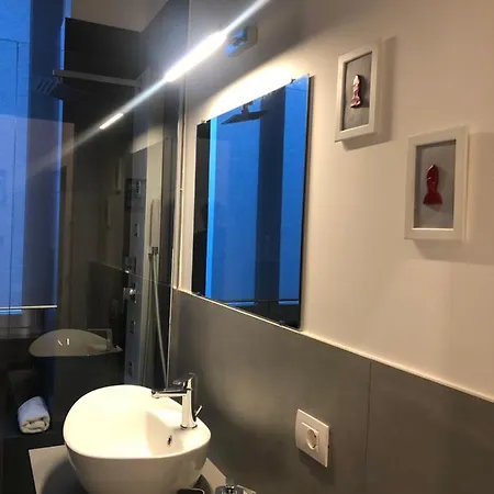 Alojamento de Acomodação e Pequeno-almoço Vesucharme Luxury *