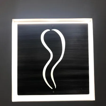 ベッド・アンド・ブレックファスト Vesucharme Luxury